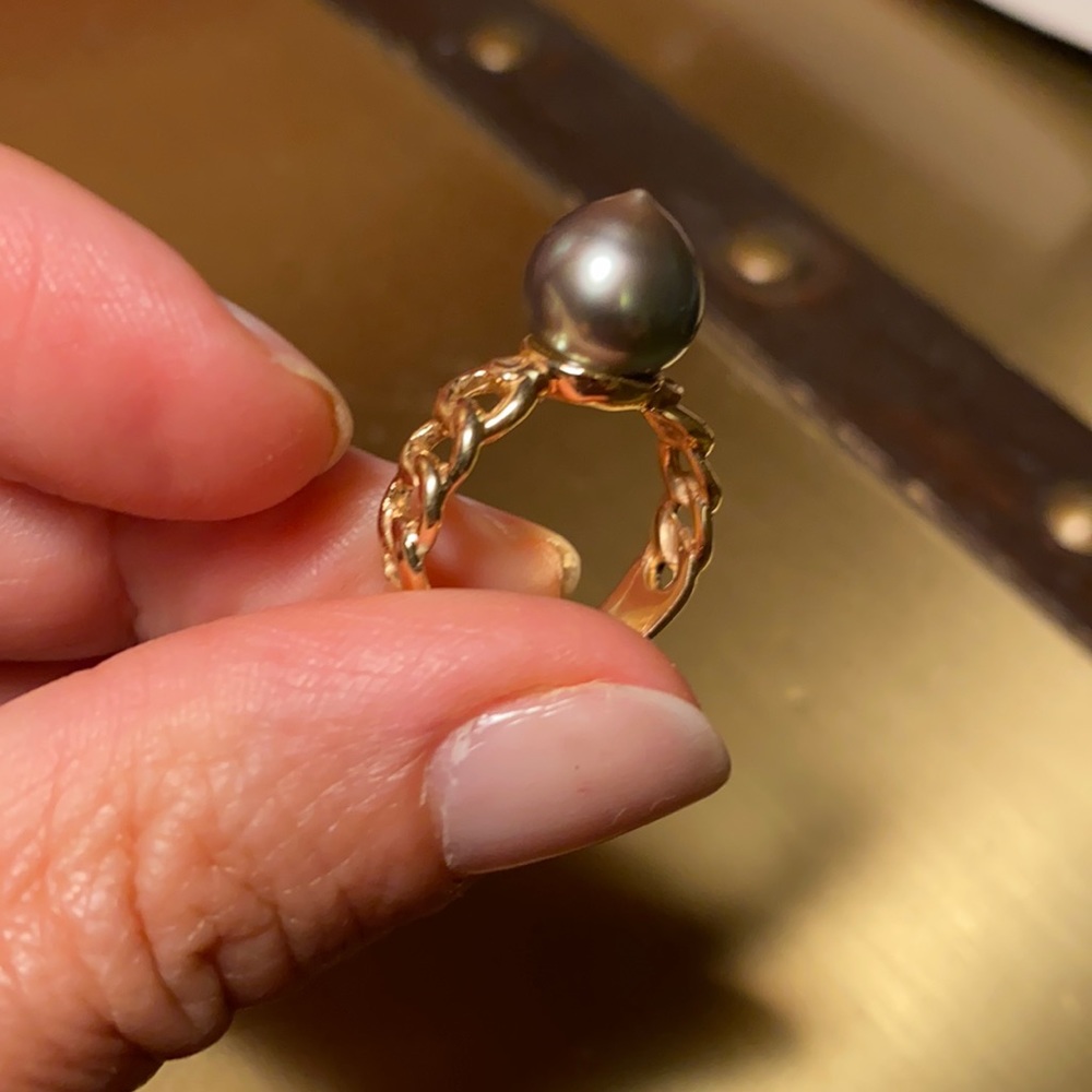 14k gold Tahitian pearl ring